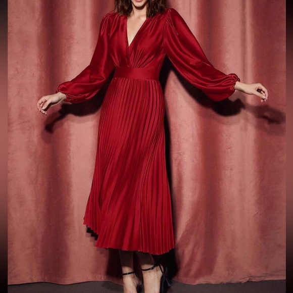 Luxe red lantern sleeve pleated thigh party evening formal dress - Picture 6 of 9